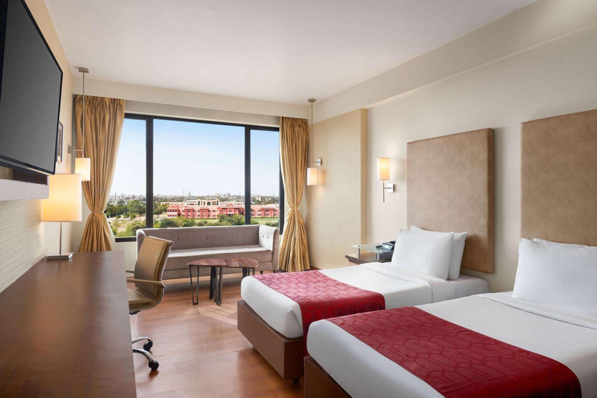 Ramada By Wyndham Jaipur North Hotel Exterior photo